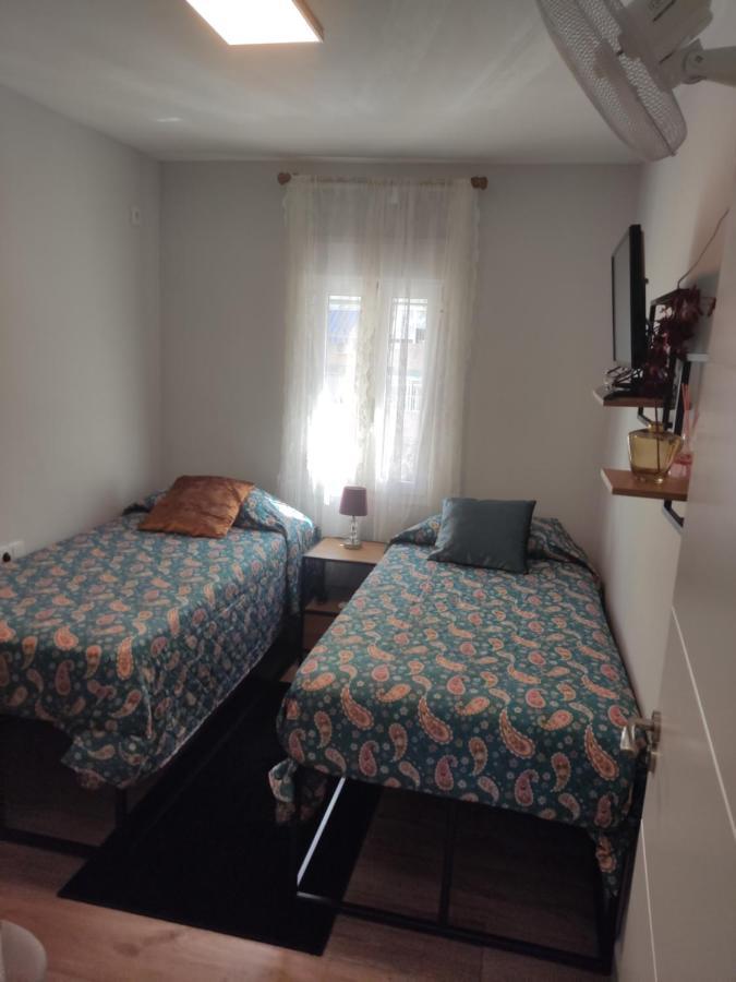 Mi Casa Es Tu Casa Apartman Sevilla Szoba fotó